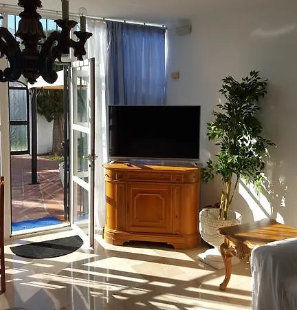 El Capistrano Sur Нерха