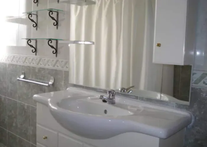 엘 카피스트라노 수르 2* 네르하