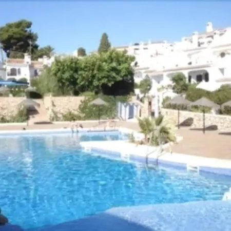 El Capistrano Sur Нерха