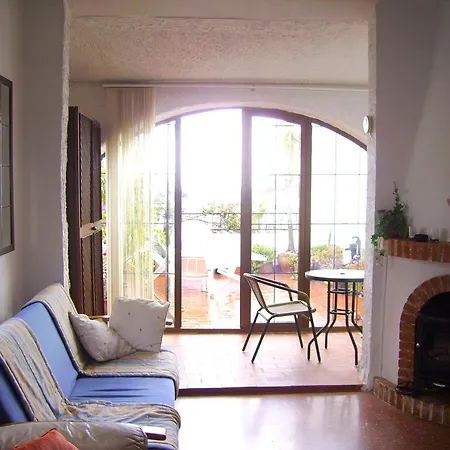 El Capistrano Sur Нерха